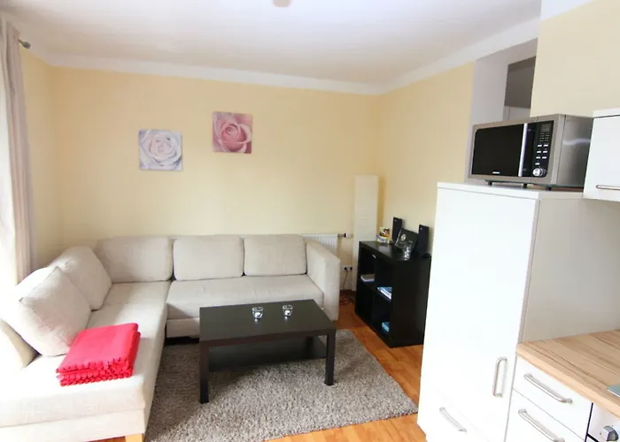 Haus Lackner Apartamento *